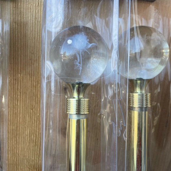 Curtain rails - Picture 4 of 4